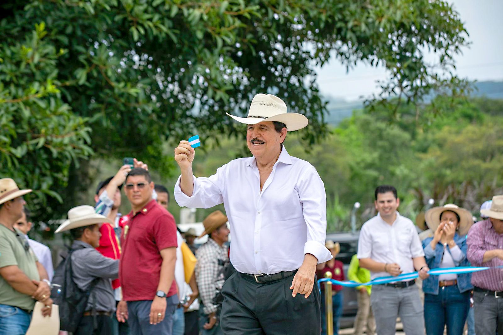 Questioning the Official Historical Memory Discourse in Honduras Questioning the Official Historical Memory Discourse in Honduras