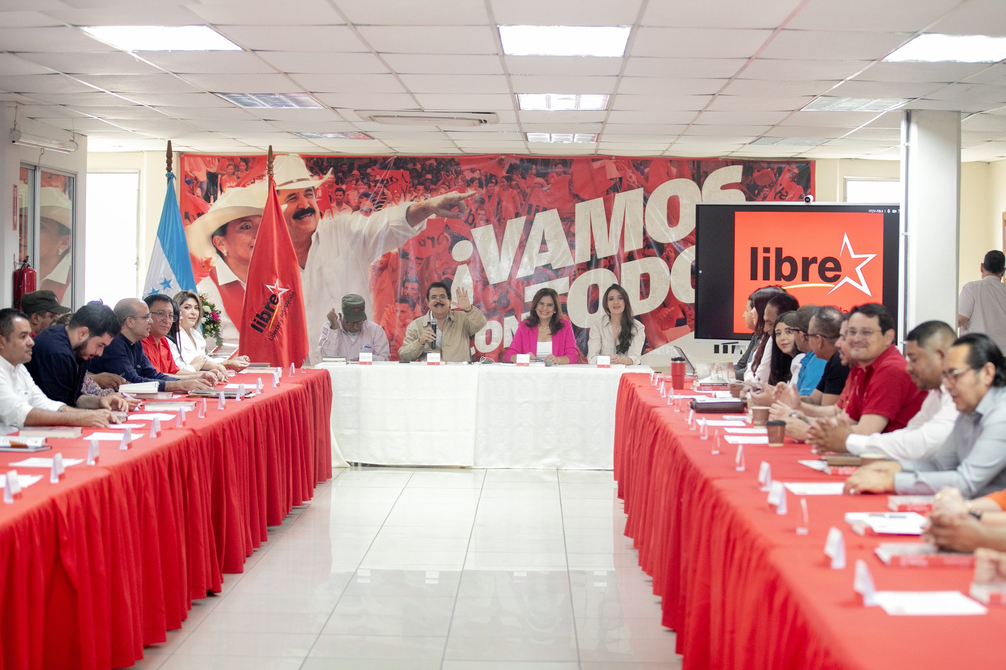 LIBRE enhances pre-election approach amid early claims and challenged polls
