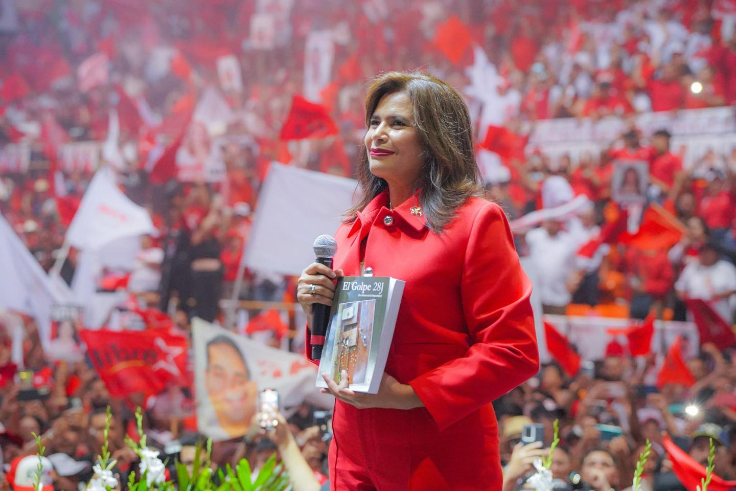 Rixi Moncada struggles with falling popularity before Honduras elections Rixi Moncada struggles with falling popularity before Honduras elections